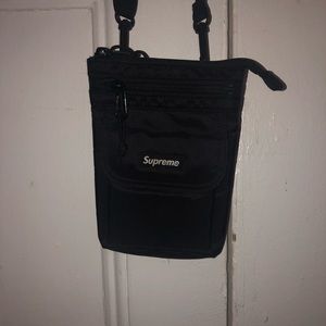 supreme utility pouch